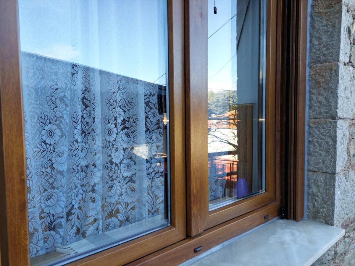 Διαμερισμα Χωρητικοτητασ Μεχρι 4 Ατομων Κεντρικα! Daire Maçova Dış mekan fotoğraf